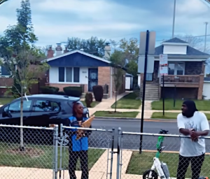 Terrifying Delivery Encounter Leaves Woman Shaken After Spotting Sinister Stranger Nearby